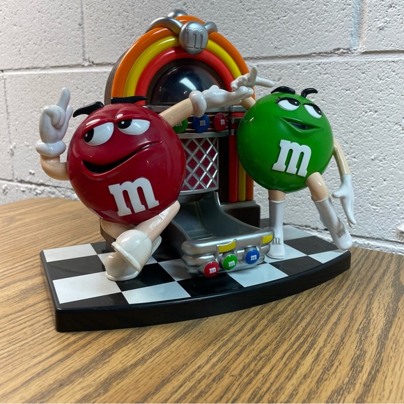 M&M’s Candy Dispenser collectable m&m Jukebox Green m&m and Red m&m Vintage - Picture 5 of 5